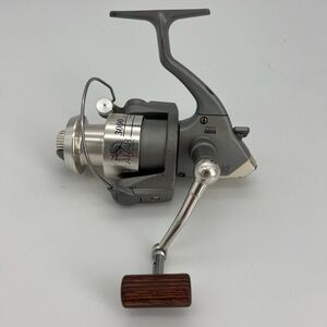 Fin-Nor Arab Mega 3000 Fishing Reel Vintage Old School Bait Casting Reel